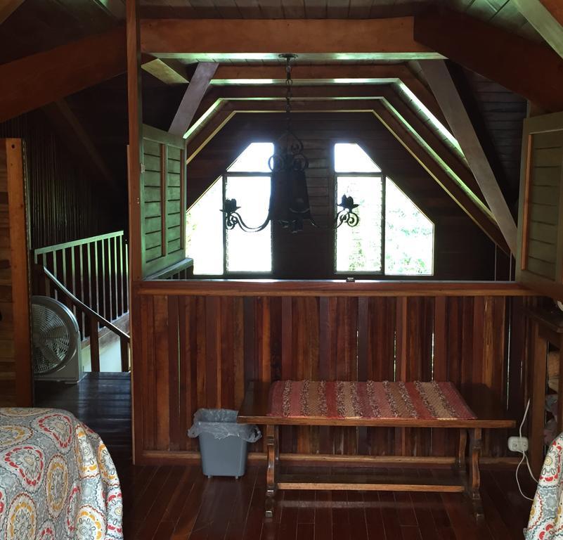 Chalet Nicholas Bed & Breakfast 누에보 아레날 외부 사진
